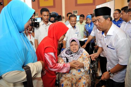 TAN SRI MUHYIDDIN MOHD YASSIN