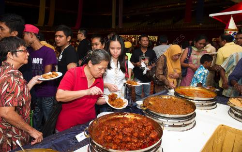 KL11_22102014_MIC_DEEPAVALI