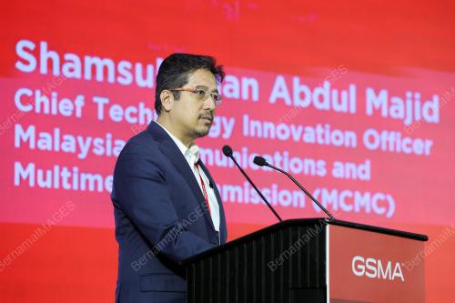 SHAMSUL IZHAN ABDUL MAJID