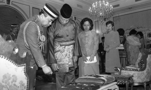 KL11_23012015_AGONG_PINGAT