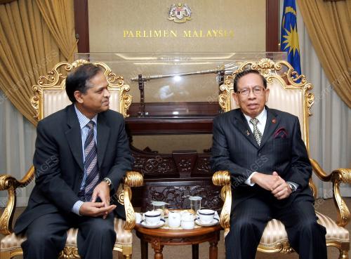 KL11_23022011_KUNJUNGAN