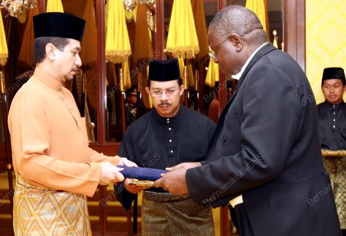 TUANKU MIZAN ZAINAL ABIDIN