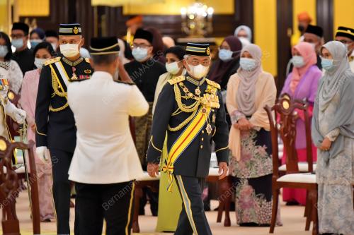 AL-SULTAN ABDULLAH RI'AYATUDDIN AL-MUSTAFA BILLAH