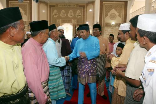 SHARAFUDDIN IDRIS SHAH