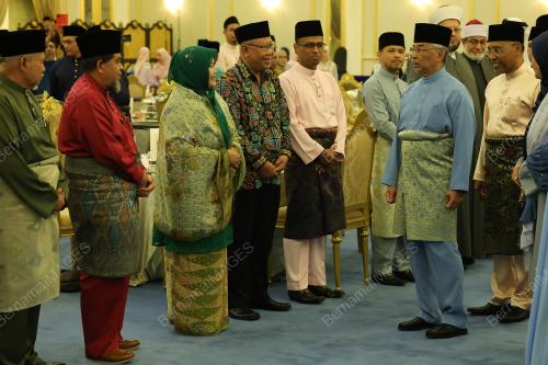 AL-SULTAN ABDULLAH RI'AYATUDDIN AL-MUSTAFA BILLAH SHAH