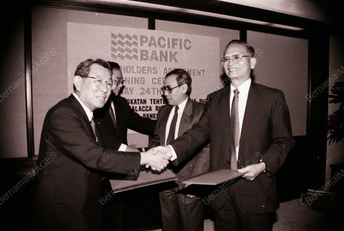 PASIFIC BANK SHARE HOLDERS AGREEMENT SIGNNG
