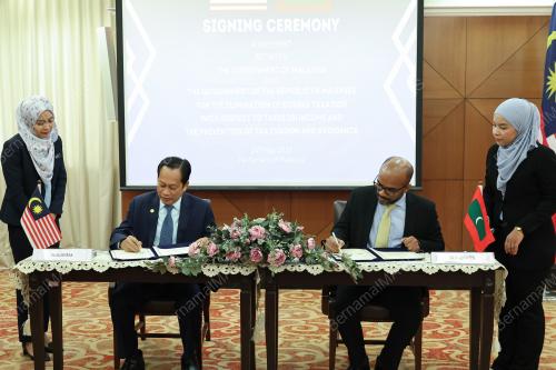 DATUK SERI AHMAD MASLAN