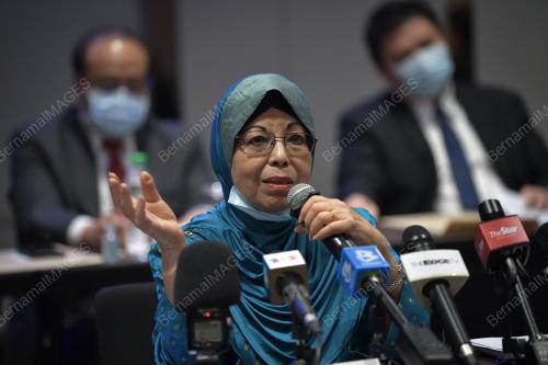 DATUK AISHAH AHMAD