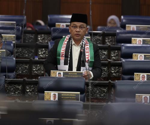 SENATOR DATUK DR MOHD NA'IM MOKHTAR