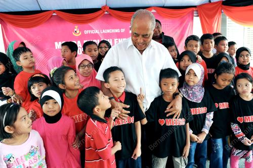 MEGAT NAJMUDIN MEGAT KHAS