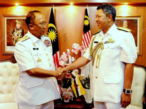 KL11_25022015_KUNJUNGAN