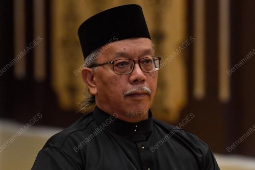 AL-SULTAN ABDULLAH RI'AYATUDDIN AL-MUSTAFA BILLAH SHAH