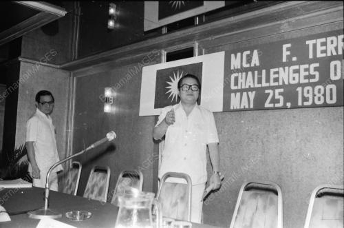 LEE SAN CHOON MELANCARKAN MCA WILAYAH