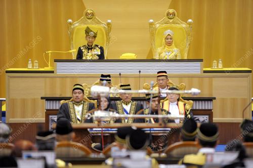 KL11_25062013_AGONG