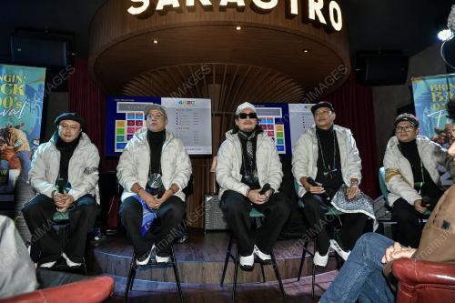 SIDANG MEDIA 4U2C