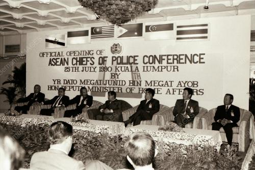 DATUK MEGAT JUNID MEGAT AYOB