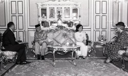 YANG DI-PERTUAN AGONG