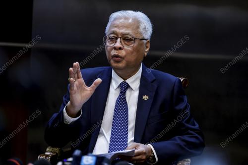 DATUK SERI ISMAIL SABRI YAAKOB