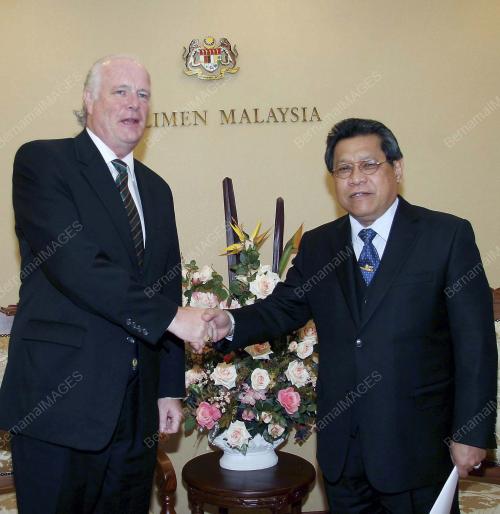 PANDIKAR AMIN MULIA