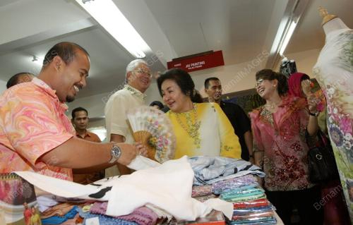 MOHD NAJIB TUN ABDUL RAZAK