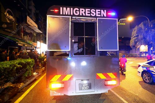 JABATAN IMIGRESEN MALAYSIA
