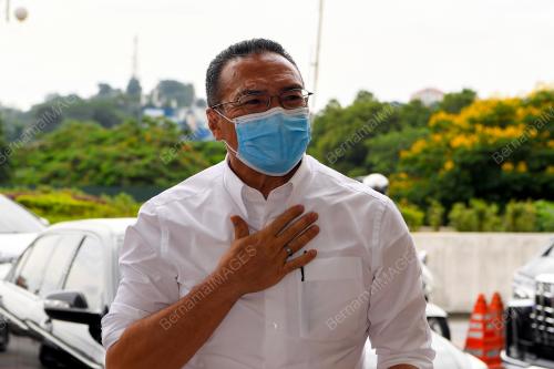 DATUK SERI HISHAMMUDDIN TUN HUSSEIN