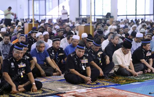 KL11_27032015_POLIS_JUMAAT