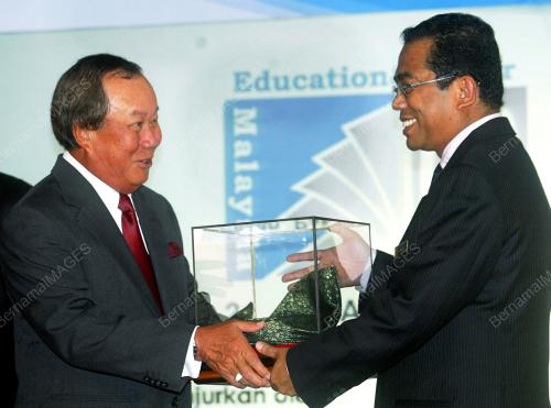 MOHAMED KHALED NORDIN