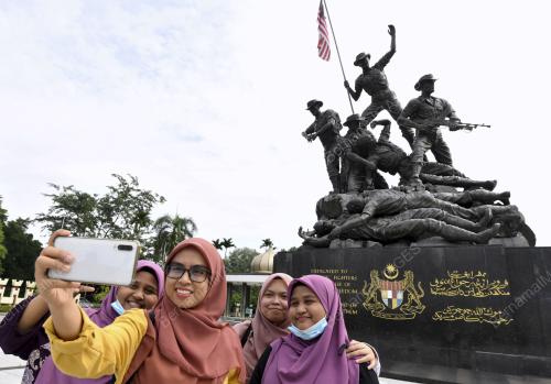 TINJAUAN SEMPENA SAMBUTAN ULANGTAHUN KE 50 TAHUN RUKUN NEGARA