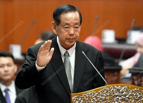 KL11_27082018_PARLIMEN