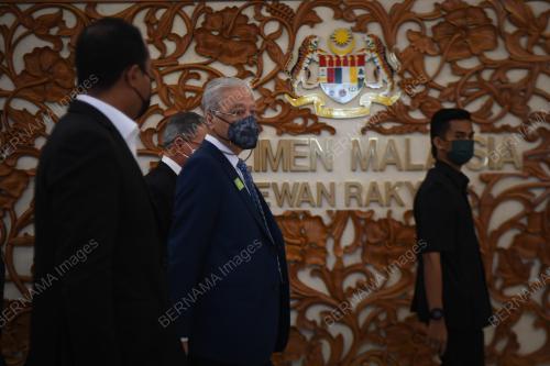 DATUK SERI ISMAIL SABRI YAAKOB