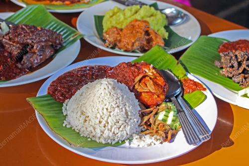 NASI LEMAK TANGLIN