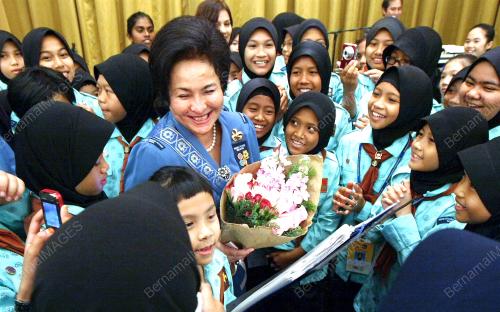 DATIN SERI ROSMAH MANSOR