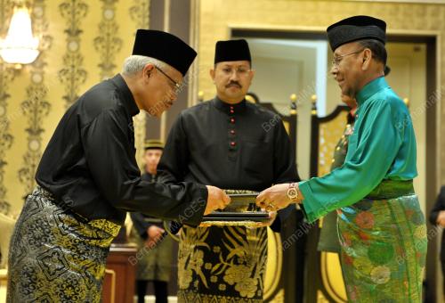 KL11_29072015_AGONG