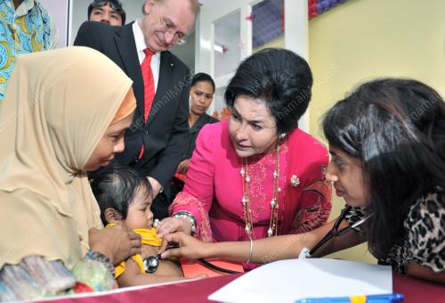 DATIN SERI ROSMAH MANSOR