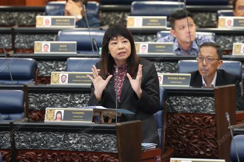LIM HUI YING