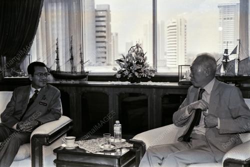 LEE KUAN YEW