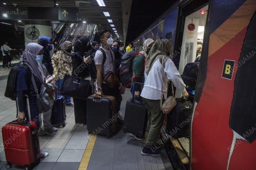 TINJAUAN DI KTMB KL SENTRAL