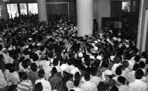 KL11_30072015_AGONG_SOLAT