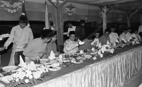 KL11_30072015_PM_BERBUKA