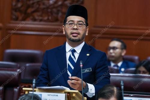 SENATOR DR ZULKIFLI HASAN