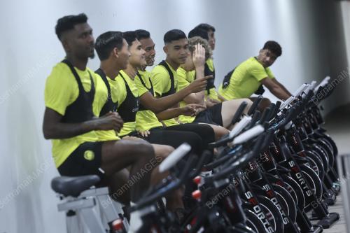 SESI LATIHAN PASUKAN B-23