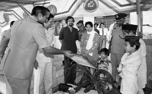 MAJLIS PENYERAHAN KUNCI RUMAH