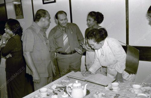 TAN SRI DR FATIMAH HASHIM