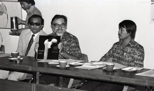 ANGKAT SUMPAH