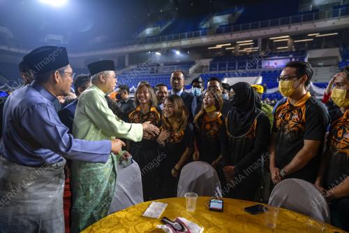 DATUK SERI ISMAIL SABRI YAAKOB