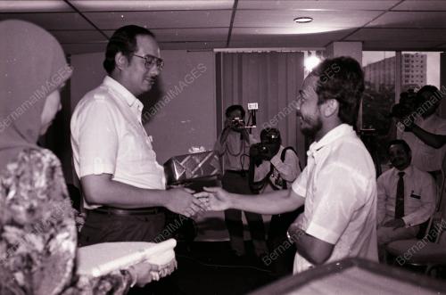 DATUK SERI MOHD NAJIB TUN ABDUL RAZAK