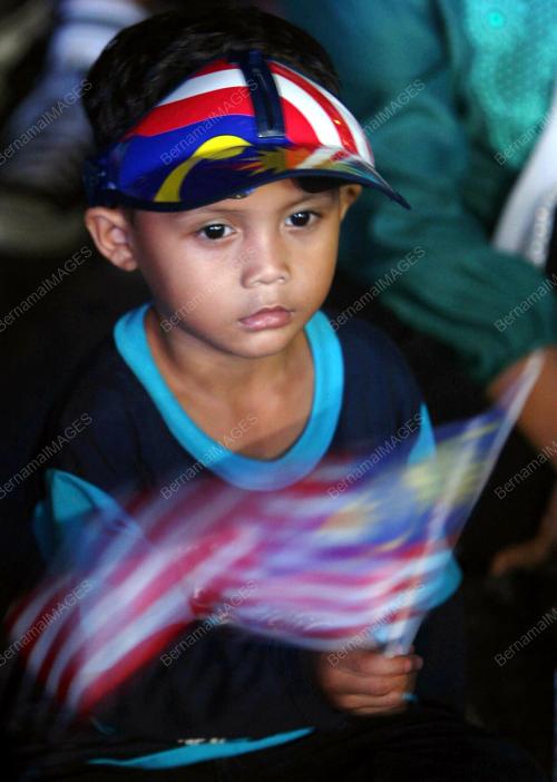 AMBANG KEMERDEKAAN KE-51