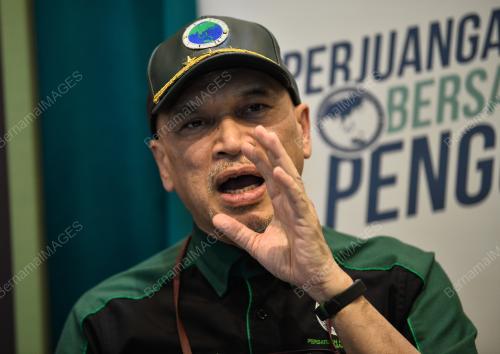 DATUK NADZIM JOHAN