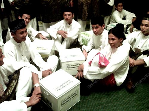 KL12-10_05_2000_KOTAK_UNDI_07012016